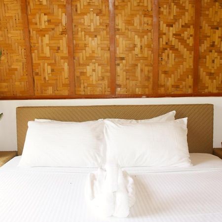 Tropical Temple Siargao Resort Генерал-Луна Экстерьер фото