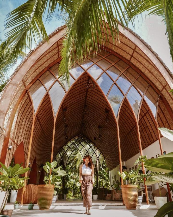 Tropical Temple Siargao Resort Генерал-Луна Экстерьер фото
