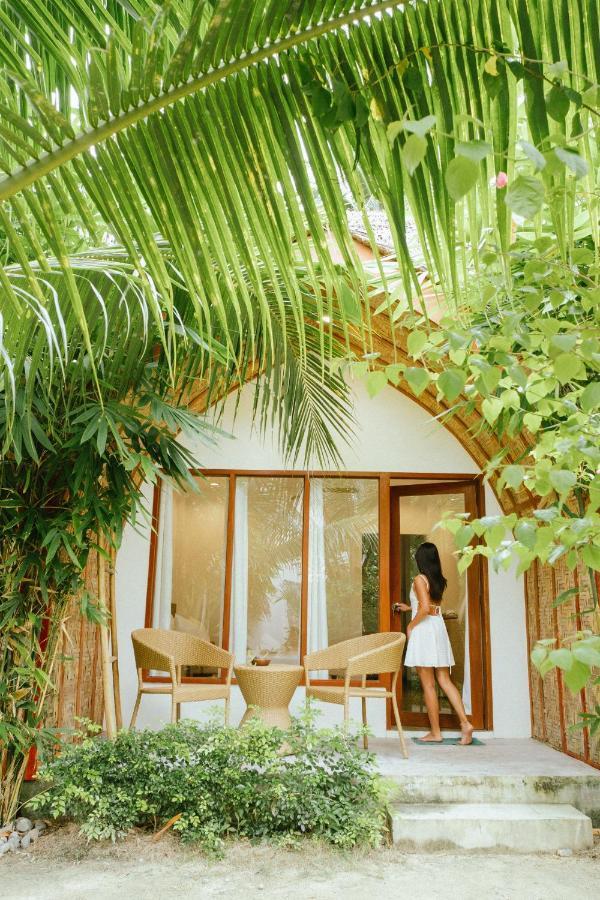 Tropical Temple Siargao Resort Генерал-Луна Экстерьер фото